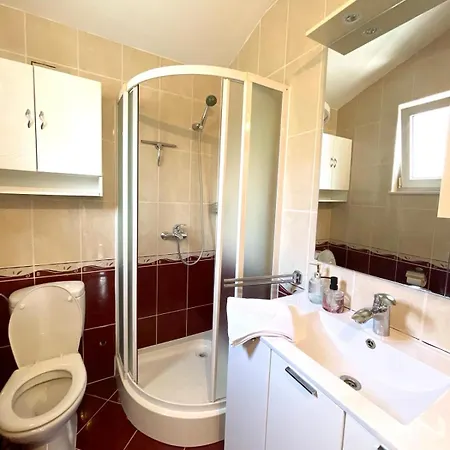 Apartment Bright, 2 Bedrooms And Big Balcony *